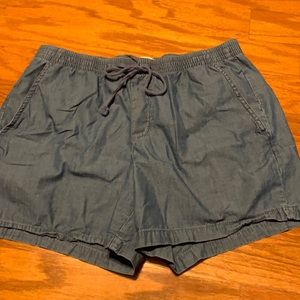 Drawstring blue jean shorts